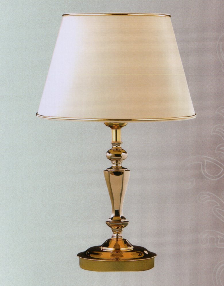 Настольная лампа Bejorama art.1626, производство Испания; Высота:29 ;Диаметр: ;Глубина: ; Количество ламп: 1;  Максимальная мощность лампы: 60 Вт.; Цвет: золото - никель;  Цена: ; 