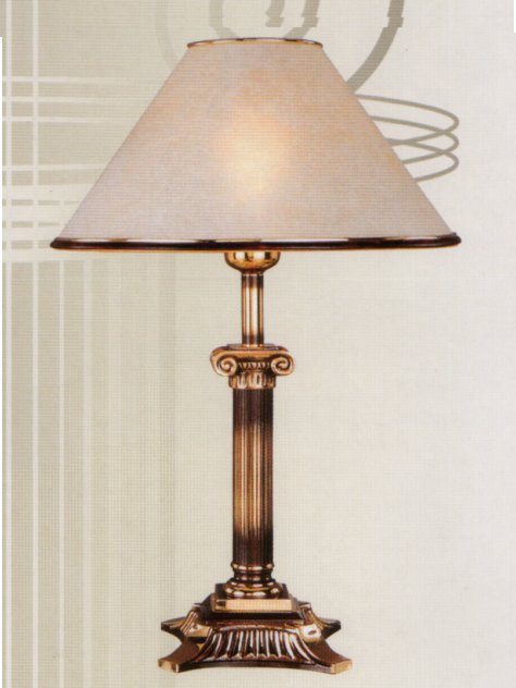 Настольная лампа Bejorama art.1923, производство Испания; Высота:33 ;Диаметр: ;Глубина: ; Количество ламп: 1; Максимальная мощность лампы:60 Вт.; Цвет: кожа, кожа зеленая патина;  Цена: ;  
