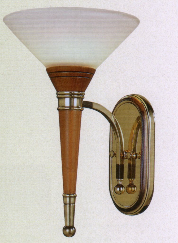 Бра Bejorama art.19791, производство Испания; Высота:33 ;Диаметр:21 ;Глубина:23 ; Количество ламп:1 ; Максимальная мощность лампы:60 Вт. ; Цвет: кожа, хром;  Цена: ;  