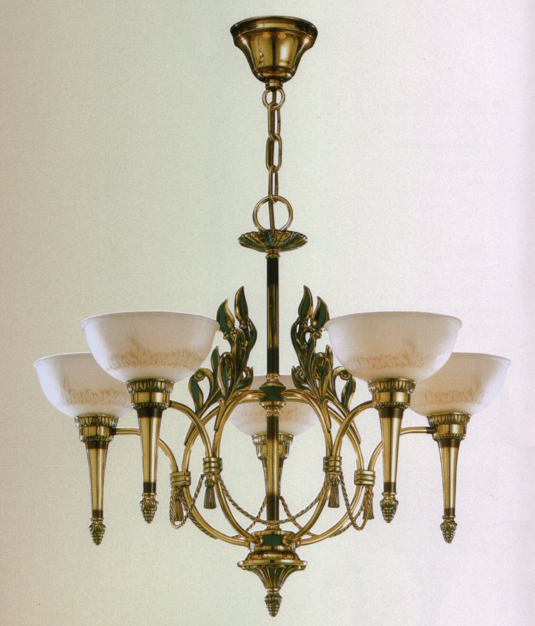 Люстра Bejorama art.20505, производство Испания; Высота:55 ;Диаметр:66 ;Глубина: ; Количество ламп:5 ; Максимальная мощность лампы: 60 Вт. ; Цвет: кожа, кожа зеленая патина;  Цена: ;  