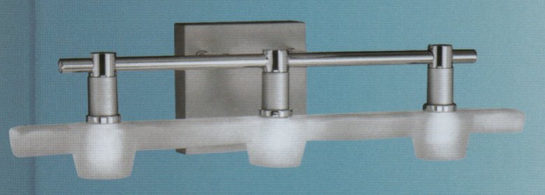 Люстра Iberlamp art.066_73_87-01, производство Испания; Высота:11 ; Ширина:44; Глубина:12 ; Количество ламп:3хЕ-27галоген ; Максимальная мощность лампы:40 Вт.;  Стекло: белое матовое; Металл: хром+матовый никель ; 