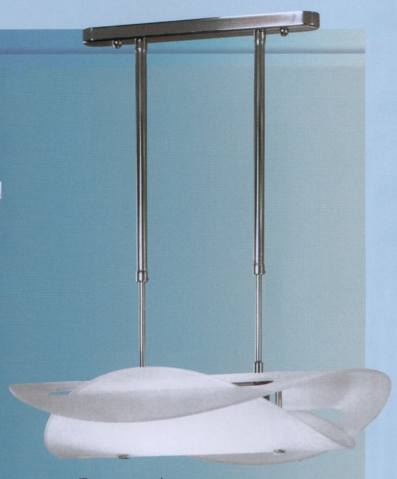 Люстра KRU art.so_576, производство Италия; Высота:70 ; Диаметр:56; Глубина: ; Количество ламп:1 галоген; Максимальная мощность лампы:150 Вт.;  Стекло: белое матовое ; Металл:хром ; 