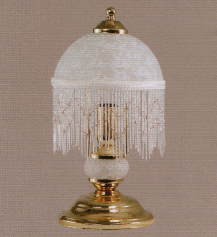 Настольная лампа Ls  Luce art.8742LP, производство Италия; Высота:30 ;Диаметр:17;Глубина: ; Количество ламп: 1; E-14 Максимальная мощность лампы:40 Вт.;  Цена: ;  